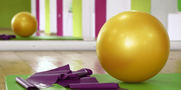 Ballon et élastique + tapis de yoga