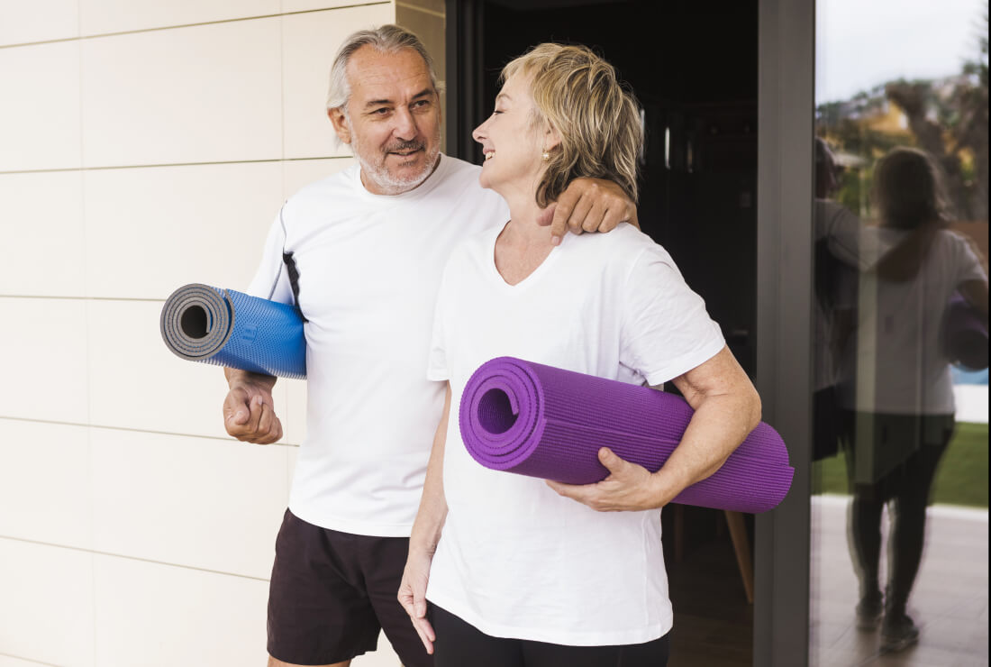 2 personnes allant au Pilates