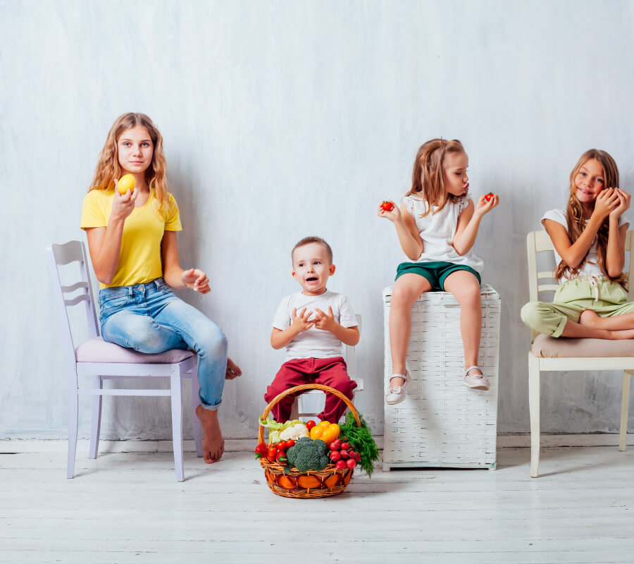 enfants assis