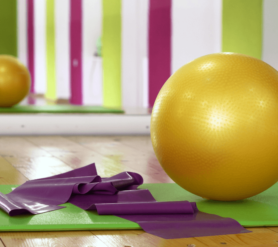Ballon - tapis et élastique